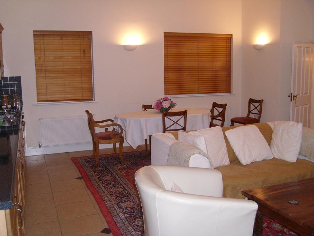 The Hall Farm * Tilbrook